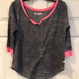 Hollister top